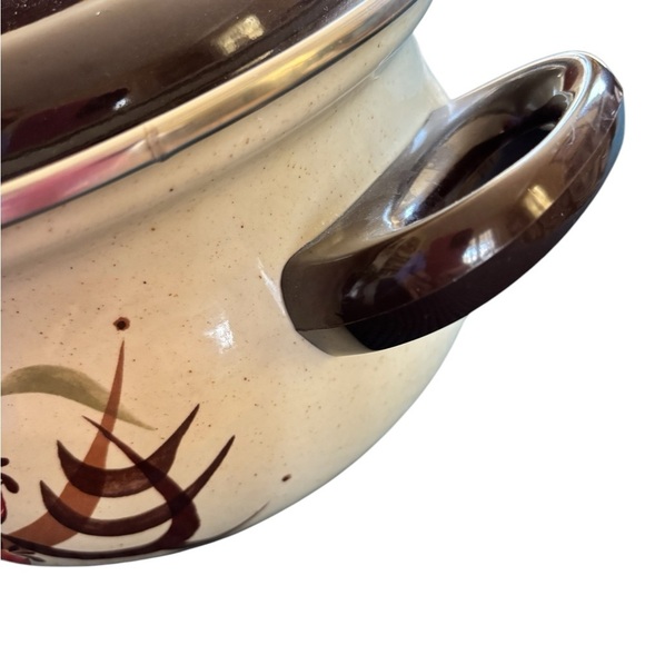 VTG 80’s Enamel Cooking Pot W/Lid Cherries Double Handles Cream Red Brown - Picture 5 of 7